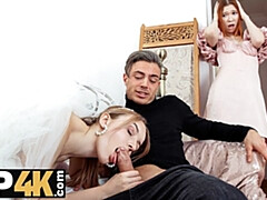 18 ans, Anal, Sucer une bite, Mariée, Tromperie, Robe, Hd, Plan cul à trois