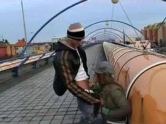 Al aire libre, Público, Puta