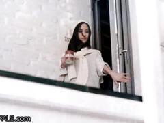 Bruinharig, Diep in de keel, Vingeren, Hardcore, Zoenen, Kut duiken, Spuiten, Tieten likken