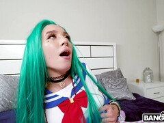 Bailey Base and Yumi Sin are playing lesbo games