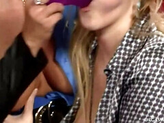 Anal, Blonde, Hd, Lesbienne, Lingerie, Jarretelles, Nénés, Jouets