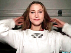 Grosser schwanz, Blasen, Hundestellung, Geld, Natürlichen titten, Dürr, Jungendliche (18+), Titten