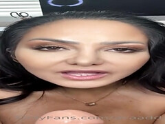 Gros seins, Sucer une bite, Brunette brune, Plantureuse, Érotique, Hard, Hd, Mère que j'aimerais baiser