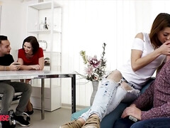 Grosser schwanz, Braunhaarige, Schwanz, Gruppe, Hd, Lecken, Milf, Orgie
