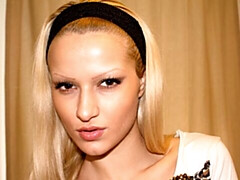 18 ans, Cul, Grosse bite, Sucer une bite, Branlette thaïlandaise, Léchez, Masturbation, Adolescente