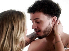 Grote kont, Grote mammen, Bruinharig, Hardcore, Moeder die ik wil neuken, Realiteit, Verleid, Stiefmoeder