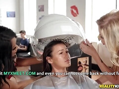 Kont, Zwart, Pijpbeurt, Bruinharig, Rondborstig, Moeder die ik wil neuken, Realiteit, Tieten likken