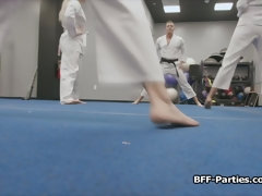 Enthousiasteling, Blond, Bruinharig, Kwartet, Groep, Hardcore, Spion, Tiener