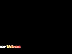 Afrikanisch, In den arsch, Riesenschwanz, Milf, Nackt, Pov, Ablutschen, Flotter dreier