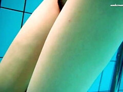 Culo, Culo grande, Tetas grandes, Morena, Fetiche, Al aire libre, Solo, Bajo el agua