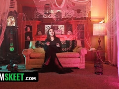 Do you want spend halloween with Whitney Wright in her creepy building? comment below! - teamskeet