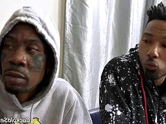 Grosse bite, Gros seins, Brunette brune, Tir de sperme, Noir ébène, Groupe, Mère que j'aimerais baiser, Nénés