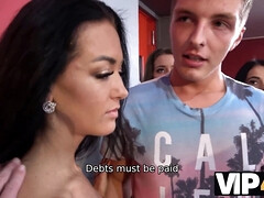 Cocu, Petite amie, Hd, Argent, Orgie, Fête, Public, Rasée