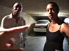 Leie, Tussi, Grosser schwanz, Schwarz, Blasen, Schwarz, Interrassisch, Titten