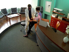 Arschlecken, Küssen, Lecken, Krankenschwester, Büro, Hintern versohlen, Uniform, Spanner