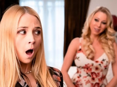 ブロンド, キス, レズビアン, なめる, オマンコ, ストリッピング, ティーン, オッパイの