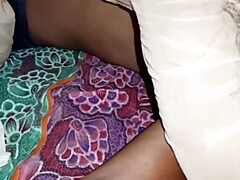 18 ans, 69, Tromperie, Petite amie, Femme au foyer, Indienne, Nue, Épouse