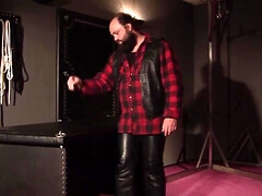 Sadomasochismus, Fesselspiele, Braunhaarige, Dildo, Weibliche domination, Hd, Herrin, Sklave