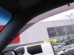 車, 浮気する, ヨーロピアン, Hd, お金, 公共, オマンコ, 剃毛