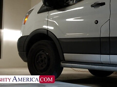 Grote kont, Grote mammen, Pijpbeurt, Rondborstig, Zwart, Moeder die ik wil neuken, Tieten likken, Vrouw