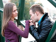 Grosse bite, Sucer une bite, Brunette brune, En levrette, Seins naturels, Petite femme, Adolescente, Nénés