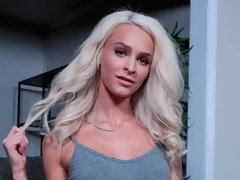 Blonde, Sucer une bite, En levrette, Pov, Rasée, Maigrichonne, Adolescente, Nénés