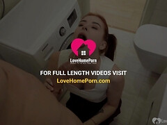 18 jaar, Pijpbeurt, Stel, Sperma shot, Hardcore, Huisgemaakt, Roodharige vrouw, Tiener