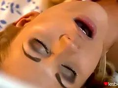18 ans, Blonde, Doigter, Hd, Lesbienne, Léchez, Chatte, Nénés
