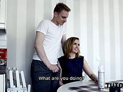 Pijpbeurt, Oudere vrouw, Diep in de keel, Hd, Rijpe lesbienne, Moeder, Kousen, Lerarin