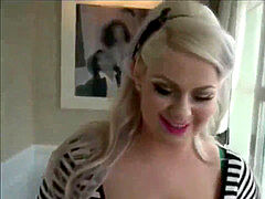 ぽっちゃり, デカ尻, デカチン, フェラチオ, ぽちゃ, 口内発射, ホテル, 淫乱熟女