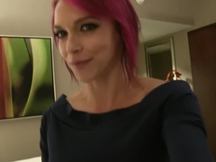 Enthousiasteling, Anaal, Achter de coulissen, Grote mammen, Hd, Roodharige vrouw, Tatoeage, Tieten likken