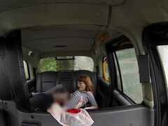 Gros seins, Sucer une bite, Voiture, En levrette, Faciale, Hd, Chatte, Rousse roux