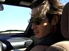 Enthousiasteling, Grote mammen, Blond, Auto, Sperma shot, Duits, Moeder die ik wil neuken, Buiten