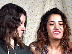 Cul, Gros cul, Sucer une bite, Bondage, En levrette, Public, Softcore, Voyeur