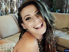 お尻, デカ尻, フェラチオ, バック, 手コキする, 淫乱熟女, ストリッピング, タトゥー