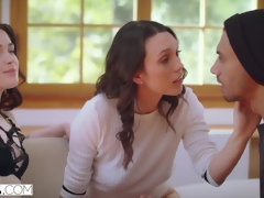 Поза 69, Брюнетки, Сперма на лице, Лизание, Крошечные, Порнозвезда, Киски, Наездница