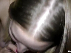 Grosse titten, Blasen, Selbstgemacht, Solo, Ablutschen, Titten