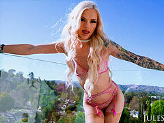 Grote lul, Zwart, Pijpbeurt, Sperma shot, Monster, Mager, Tatoeage, Tieten likken