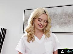 Blond, Pijpbeurt, Bruinharig, Voeten, Fetisj, Hd, Trio, Tieten likken