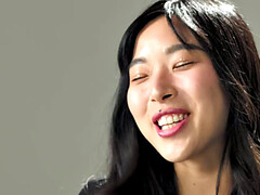 18 jahre, Asiatisch, Transe, Orgasmus, Im freien, Zierlich, Erotischer film, Spielzeuge