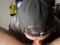 Leie, Grosser schwanz, Aufs gesicht abspritzen, Hd, Öffentlich, Rau, Spanisch, Ablutschen