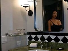 Amateur, Americano, Culo, Culo grande, Tetas grandes, Morena, Madres para coger, Mamá