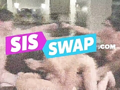 Grosse titten, Bekleidet, Spermaladung, Lecken, Milf, Mutti, Muschi, Flotter dreier