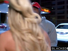 Большой член, Блондинки, Глубокая глотка, Член, Собачьи, Сперма на лице, Межрасовый секс, Поцелуи