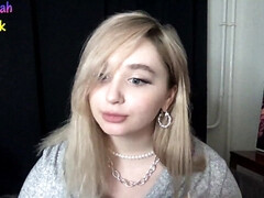 Leie, Grosser arsch, Grosse titten, Braunhaarige, Masturbation, Öffentlich, Solo, Jungendliche (18+)