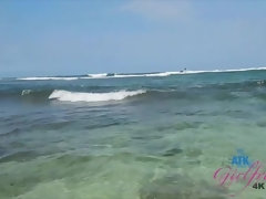 Strand, Bikini, Braunhaarige, Fingern, Freundin, Orgasmus, Muschi, Rasiert