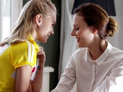 Blond, Bruinharig, Hd, Lesbisch, Likken, Kut duiken, Russisch, Tiener