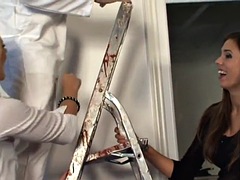 Большой член, Британки, Одетые девушки голые парни, Мастурбация