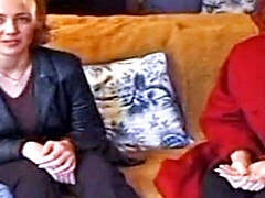 Enthousiasteling, Anaal, Kont, Grote lul, Dubbele penetratie, Huisvrouw, Roodharige vrouw, Kousen