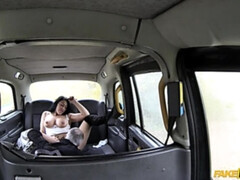 Anal, Sucer une bite, Voiture, En levrette, Faciale, Léchez, Chatte, Lécher le sphincter